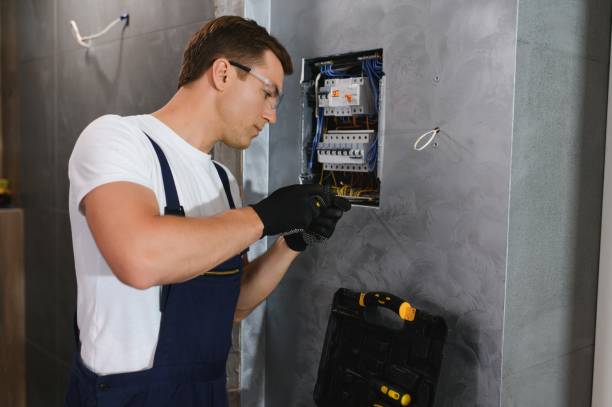 Best Industrial Electrical Services  in East Farmingdale, NY